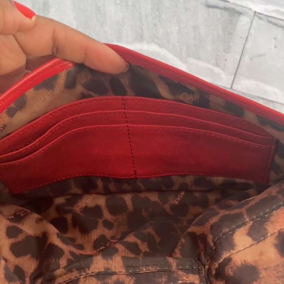 B. Makowsky red silver chain strap crossbody purse - Picture 7 of 11